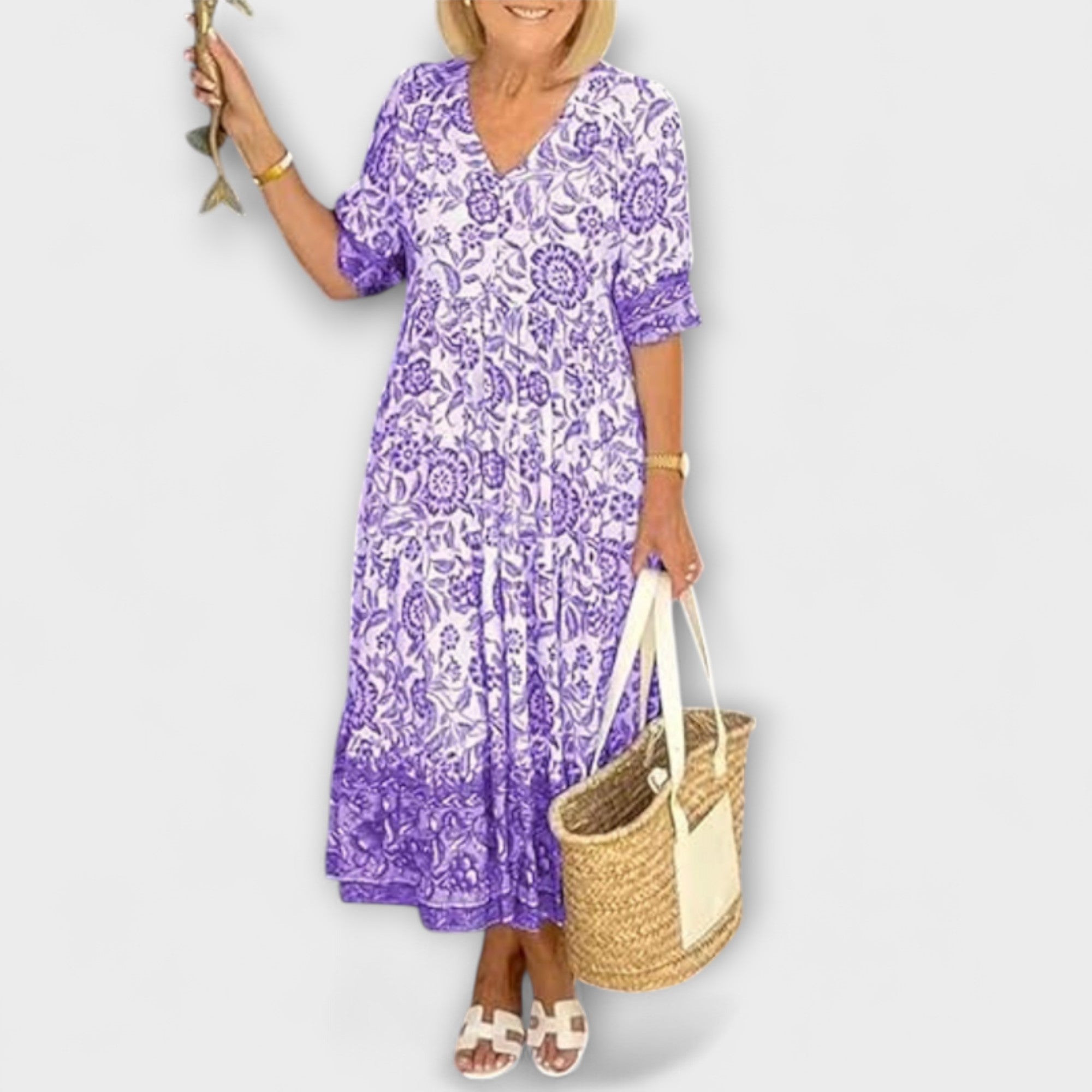 Caitlin - Anmutiges Blumenkleid mit einem luftigen Design