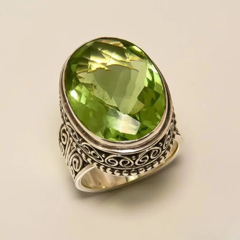 Antiker Olive Ring