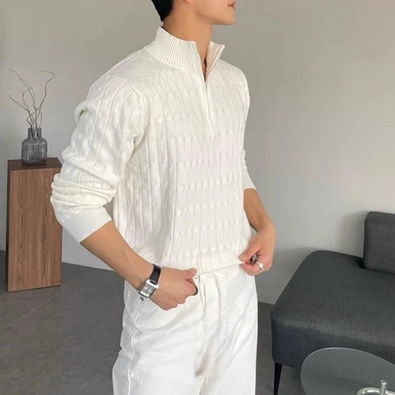 Gepäckter Weißer Pullover