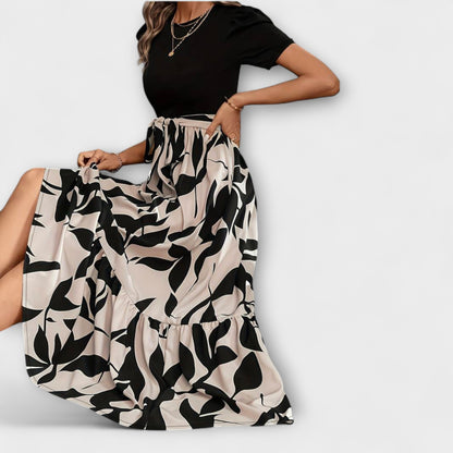 Luna - Sommerkleid mit floralem Muster und Rundhalsausschnitt