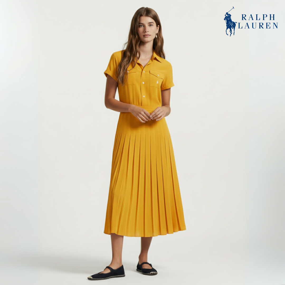 Hemd­kleid aus Seidencrêpe mit Falten