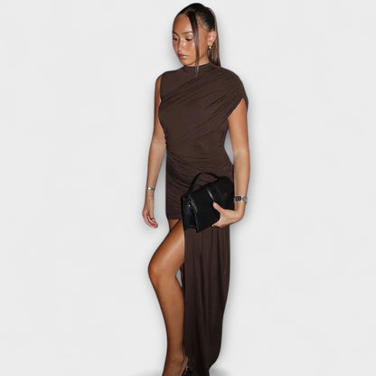 Lila - Stilvolles, figurbetontes Kleid mit rundem Ausschnitt und Falten