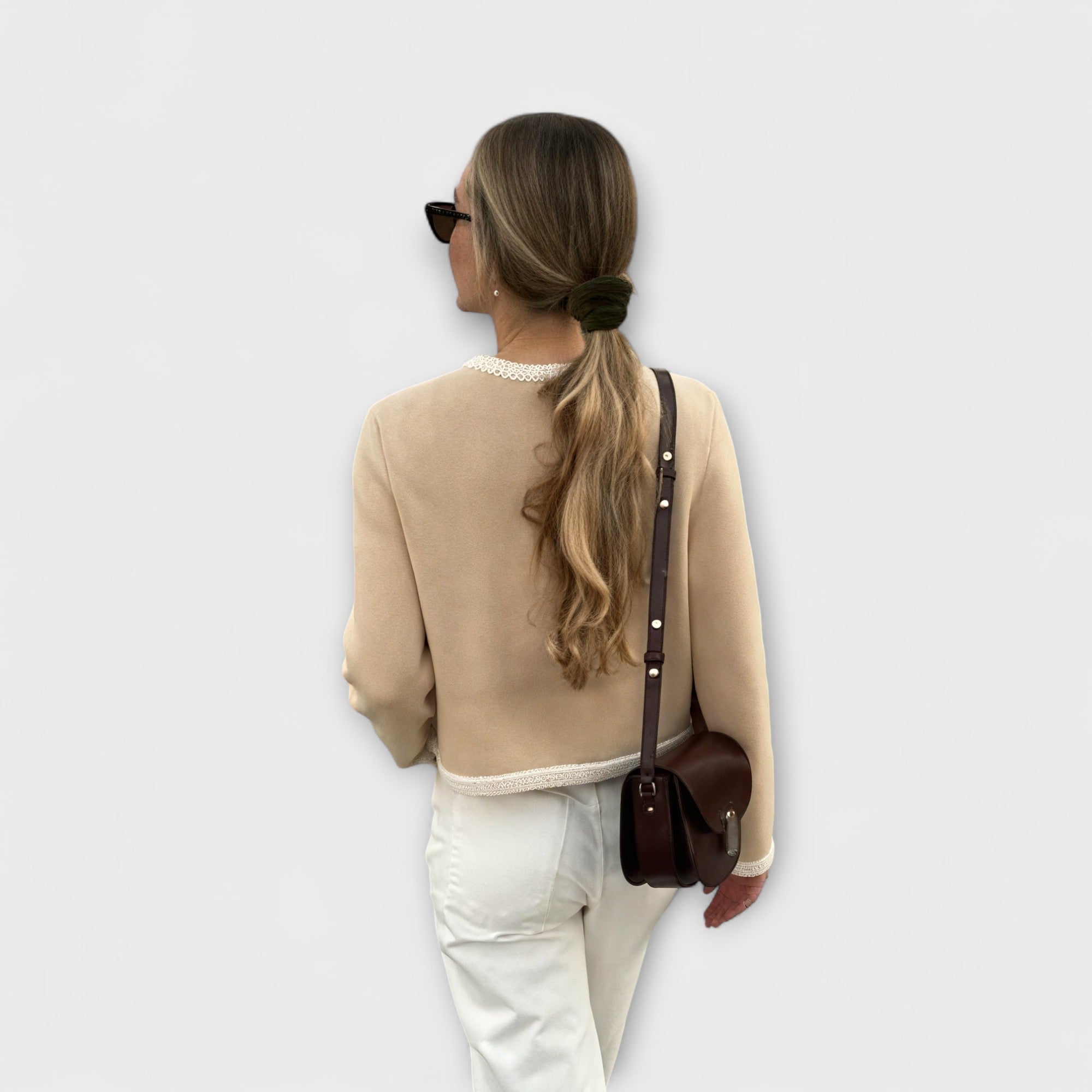 Klassischer Cardigan mit dekorativen Taschen