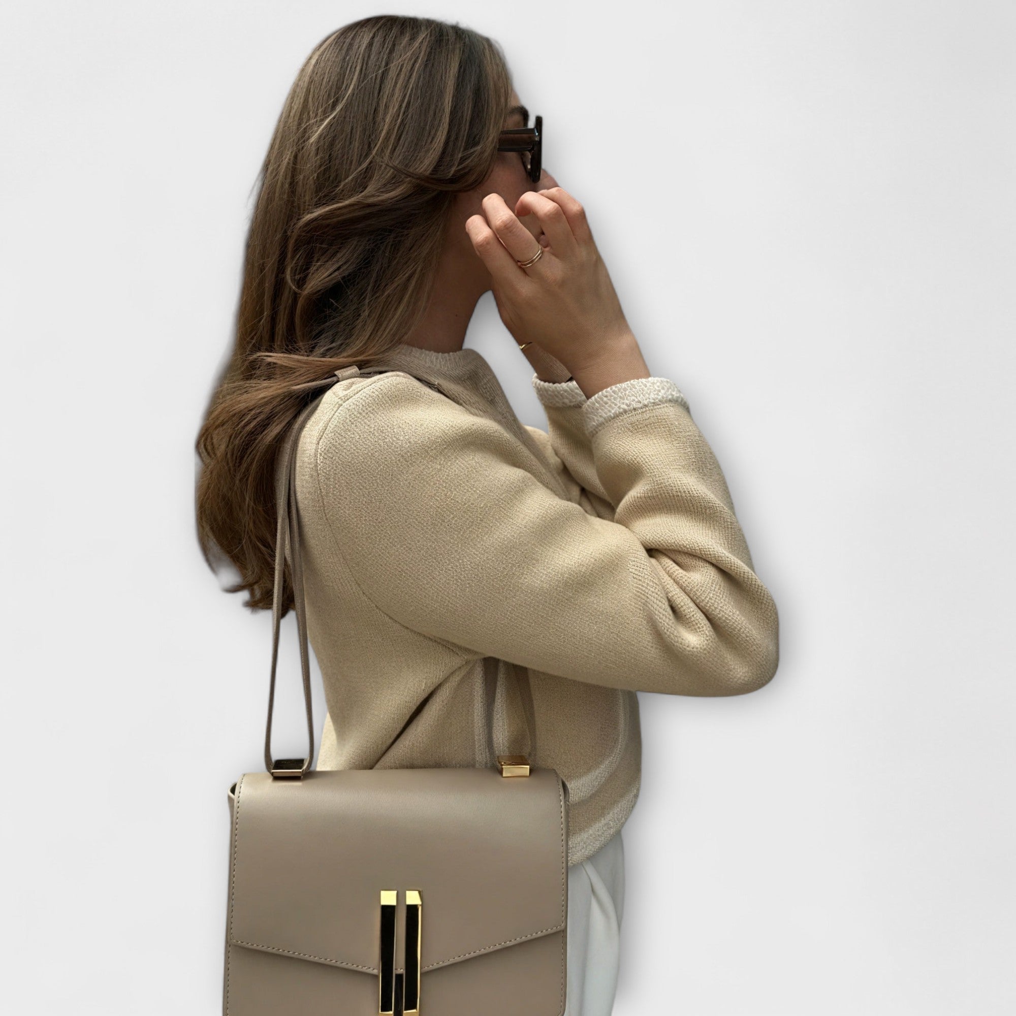 Klassischer Cardigan mit dekorativen Taschen