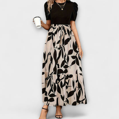 Luna - Sommerkleid mit floralem Muster und Rundhalsausschnitt