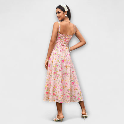 Hoffnung - Rüschentop Kleid mit Schlitzdetail