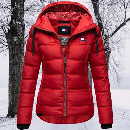 Warme Winter-Daunenjacke